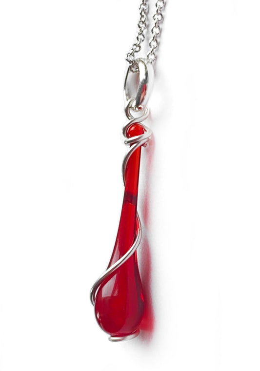 Lyra Pendant Necklace